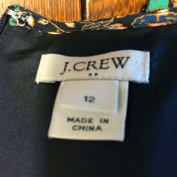 J. Crew scoop neck  floral flutter dress - Picture 10 of 16